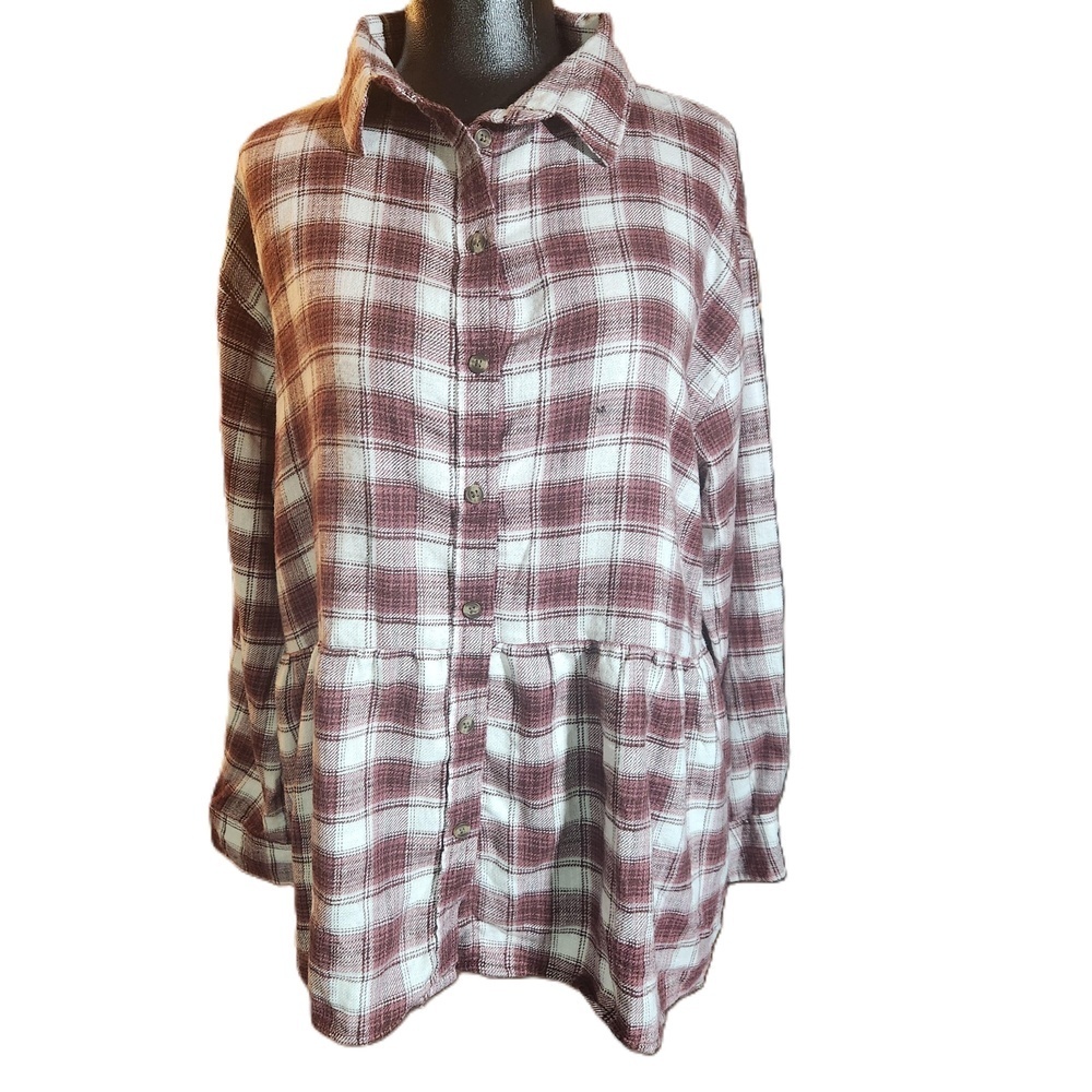 American Eagle Womens Burgundy Plaid Long Sleeve Shirt Medium